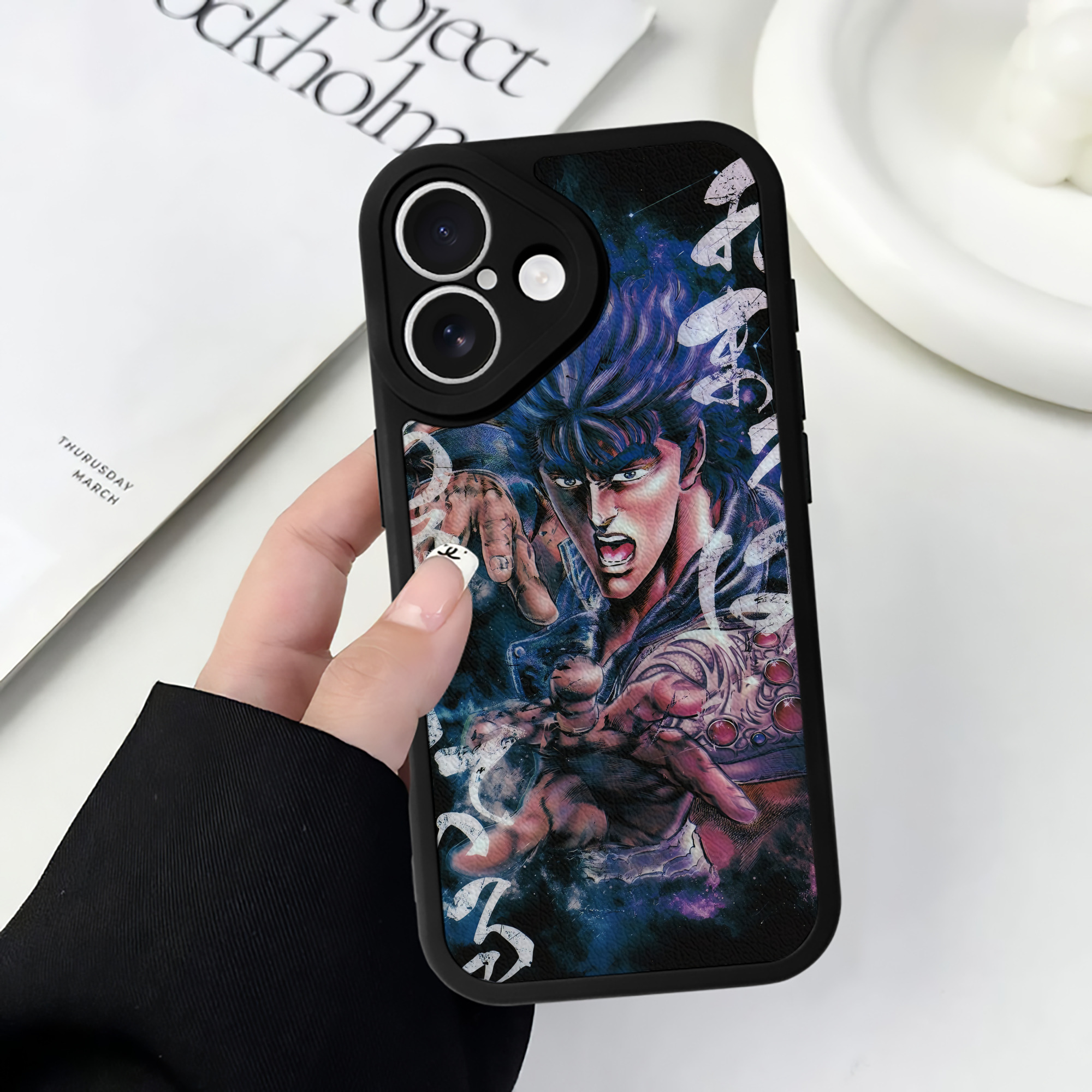 （画像用） 北斗の拳 Fist of the North Star 【iPhone 16シリーズ対応】シリコンスマホケース（レザー調） 材質：シリコン